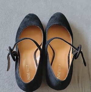 Nine West Black Wedge Heels Size 7.5M